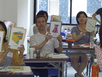 Practice to handle the picture card 1.JPG